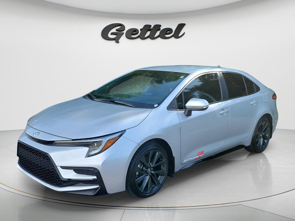Certified 2025 Toyota Corolla SE FWD image 1