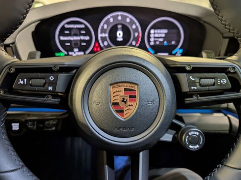 New 2026 Porsche Panamera 4 AWD/4WD image 25