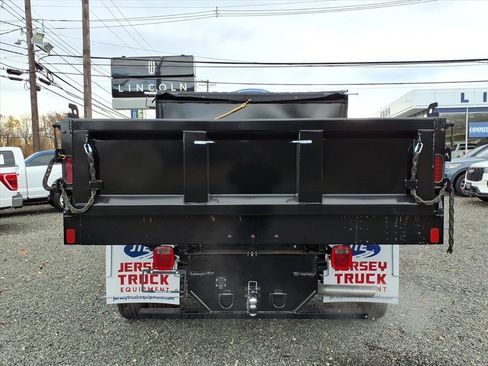 New 2024 Ford F550 4x4 SuperCab Super Duty image 5