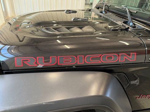 Used 2021 Jeep Wrangler Unlimited Rubicon image 25