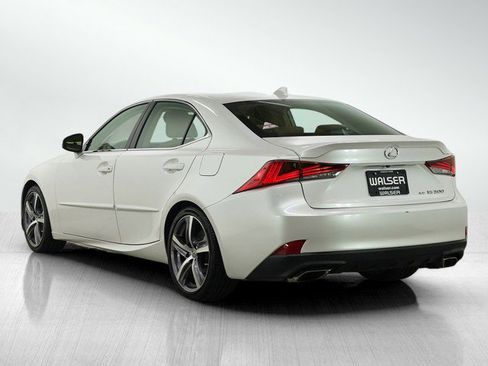 Used 2018 Lexus IS 300 300 w/ Comfort Package image 3