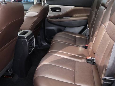 Used 2018 Nissan Murano SL w/ Moonroof Package AWD/4WD image 17