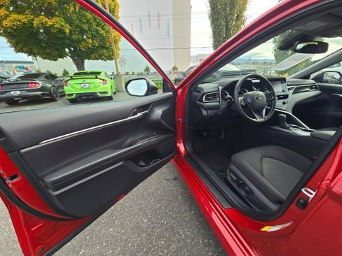 Used 2023 Toyota Camry LE image 21