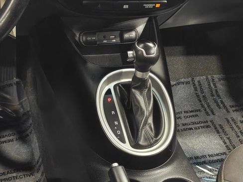 Used 2015 Kia Soul FWD image 8