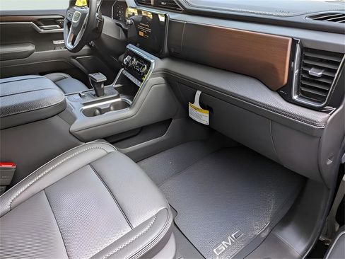 New 2026 GMC Sierra 1500 Denali w/ Denali Reserve Package image 36
