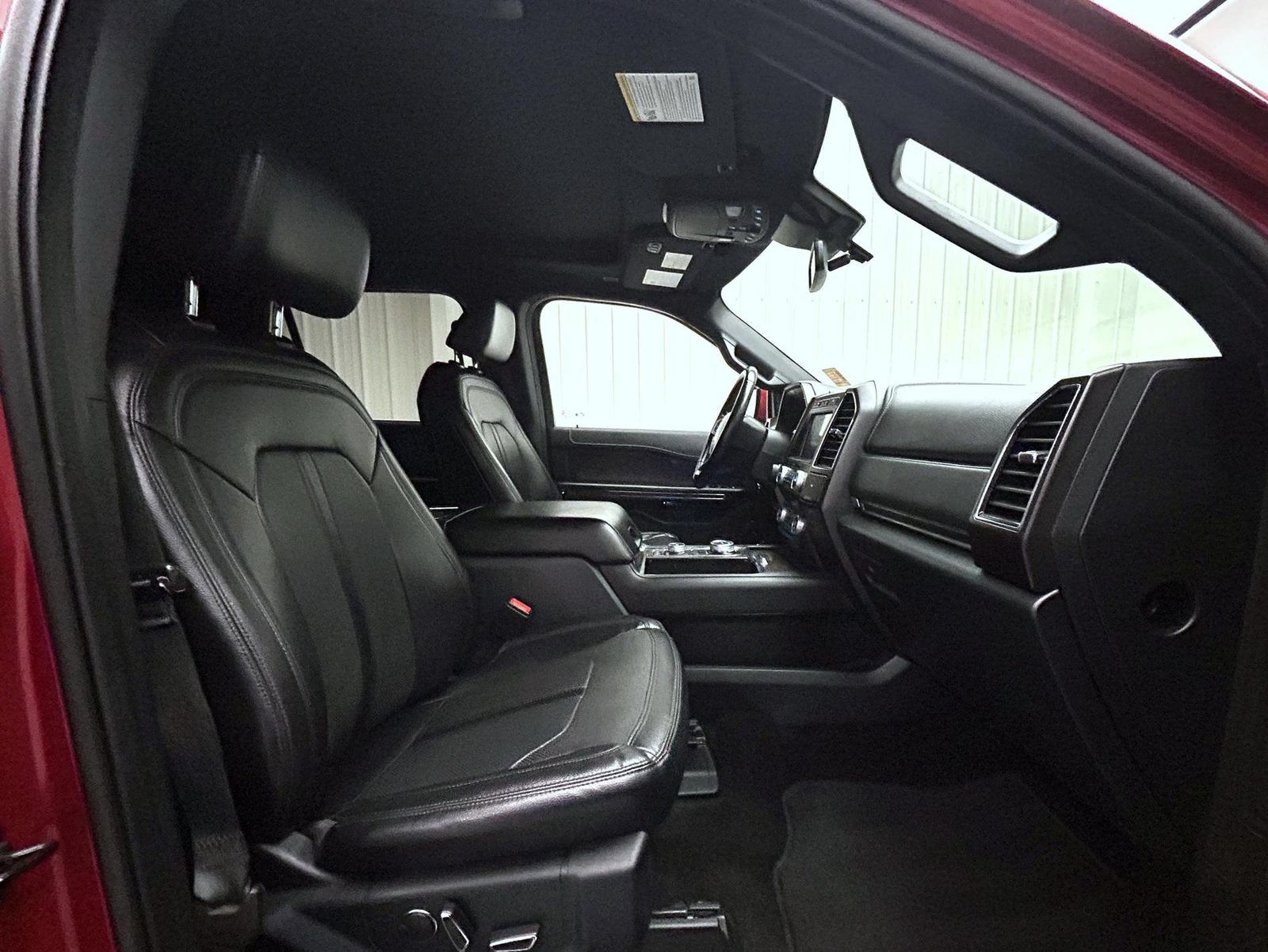Used 2021 Ford Expedition Limited AWD/4WD image 15