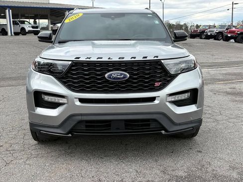 Used 2020 Ford Explorer ST w/ ST Street Pack image 2