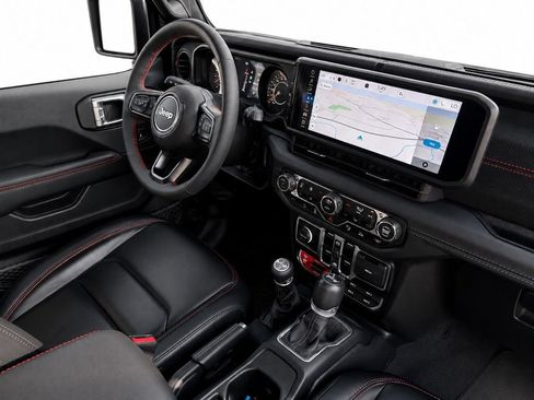 Used 2024 Jeep Wrangler Unlimited Rubicon AWD/4WD image 33