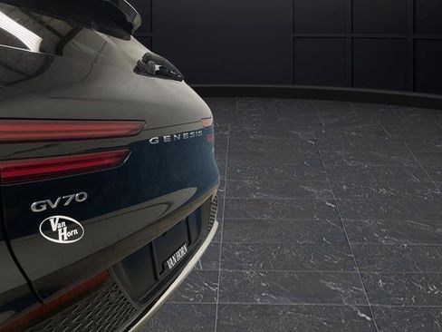 Used 2023 Genesis GV70 2.5T Advanced w/ Advanced Package image 38