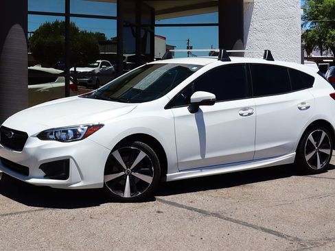 Used 2017 Subaru Impreza 2.0i Sport w/ Popular Package #4A AWD/4WD image 3