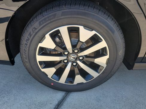 New 2026 Honda Odyssey EX-L image 7