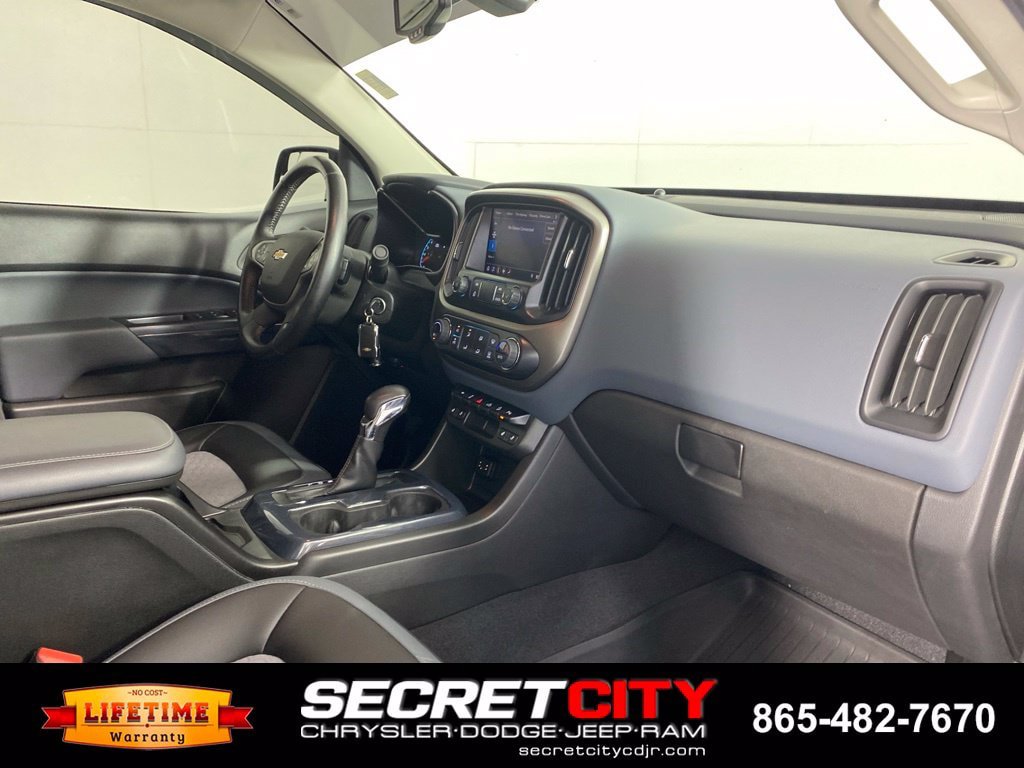 Used 2022 Chevrolet Colorado Z71 AWD/4WD image 29