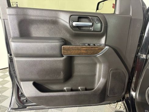 Used 2020 GMC Sierra 1500 Elevation w/ Elevation Value Package image 12