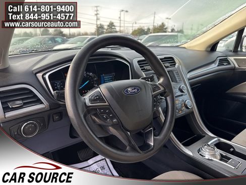 Used 2018 Ford Fusion S image 14