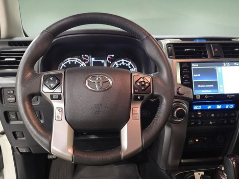 Used 2022 Toyota 4Runner Limited image 19