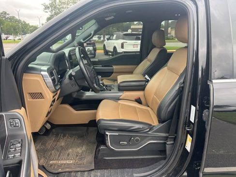 Used 2021 Ford F150 Lariat w/ Equipment Group 502A High AWD/4WD image 7