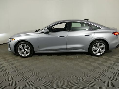 Used 2025 Audi A5 2.0T Premium Plus w/ Premium Plus AWD/4WD image 6