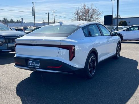 New 2026 Kia K4 EX FWD image 9