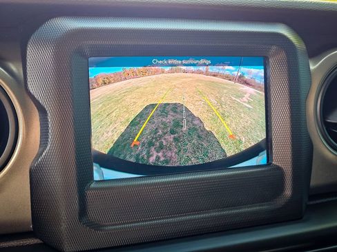 Certified 2023 Jeep Wrangler Sport S image 21