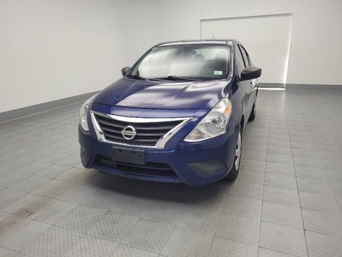Used 2018 Nissan Versa SV FWD image 15