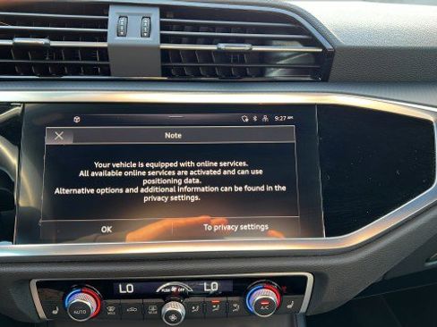 Used 2025 Audi Q3 2.0T Premium image 25