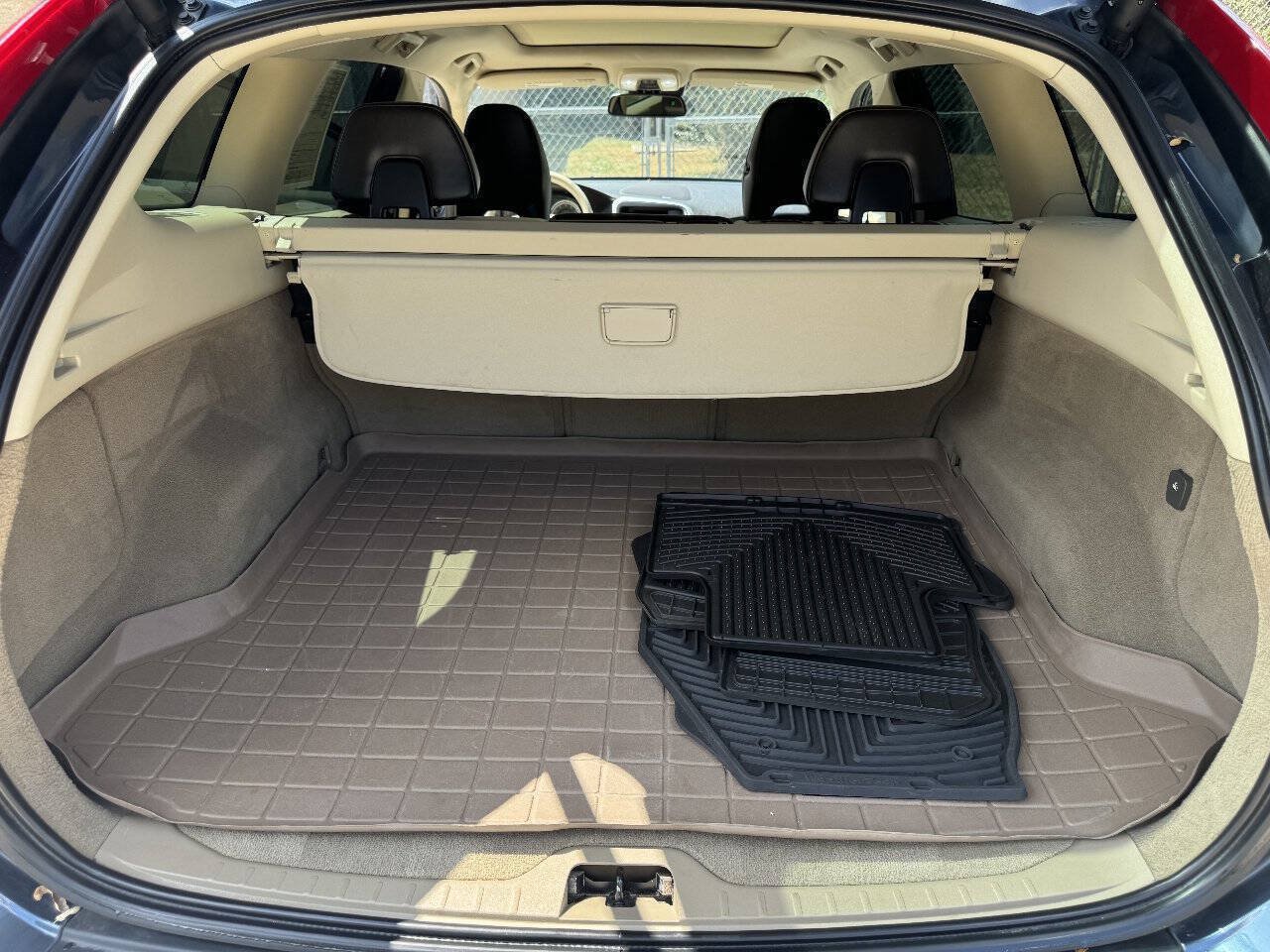 Used 2012 Volvo XC60 T6 AWD/4WD image 23