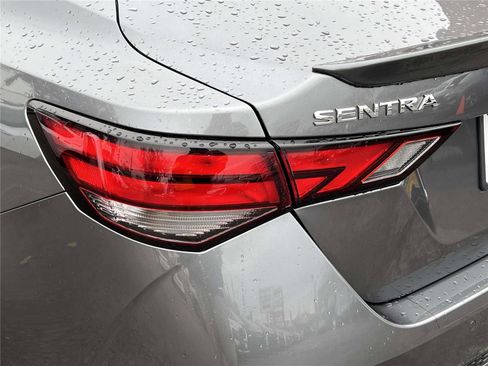 Certified 2023 Nissan Sentra SR w/ Trunk Package image 17