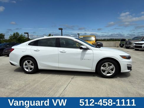 Used 2023 Chevrolet Malibu LT w/ Driver Confidence Package FWD image 6