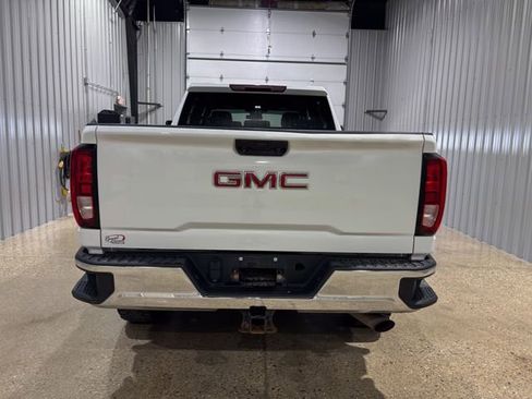 Used 2024 GMC Sierra 2500 Pro AWD/4WD image 4