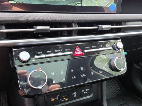 New 2025 Hyundai Tucson Limited image 31