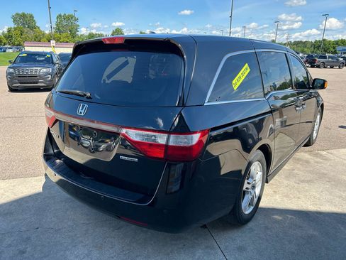 Used 2013 Honda Odyssey Touring image 5