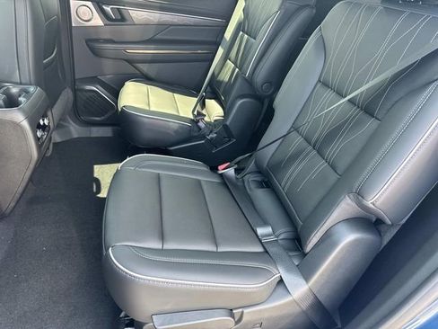 New 2026 Buick Enclave Avenir w/ Super Cruise Package image 16