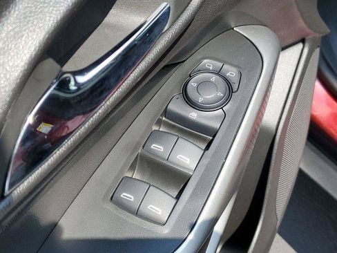 Certified 2024 Chevrolet Trax LS w/ LS Convenience Package FWD image 21