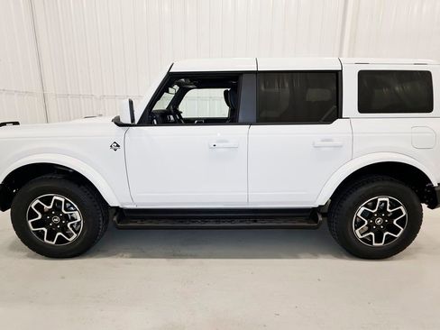 New 2025 Ford Bronco Outer Banks image 5