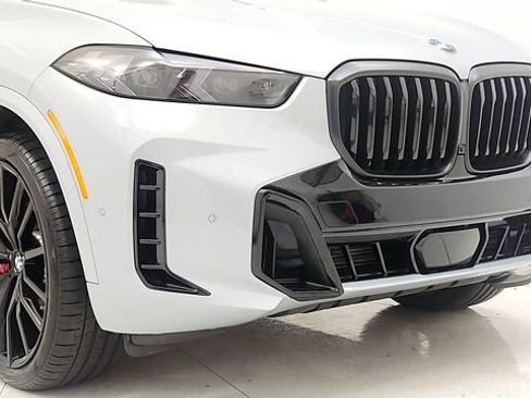 Used 2026 BMW X5 sDrive40i w/ M Sport Package RWD image 26