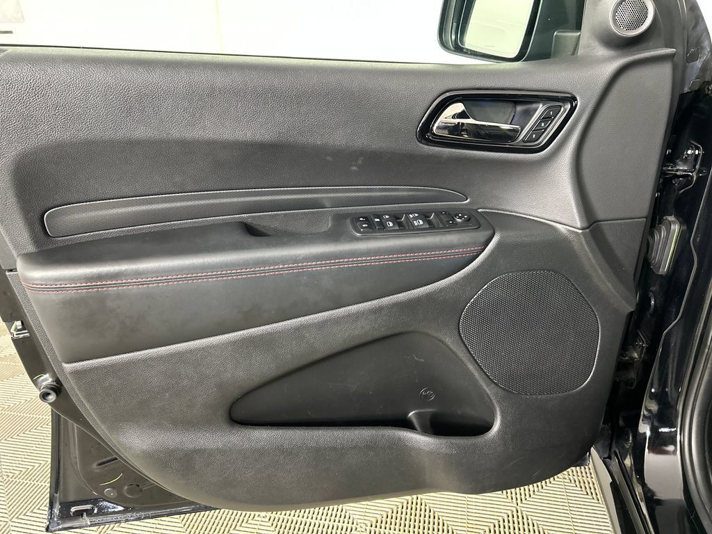 Used 2023 Dodge Durango GT AWD/4WD image 11