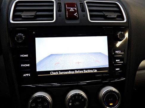 Used 2016 Subaru Forester 2.5i Premium w/ Popular Package #2 AWD/4WD image 16