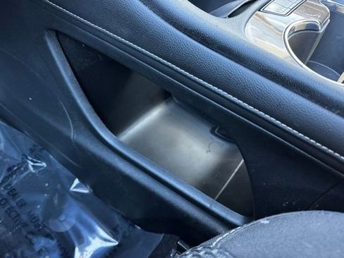 Used 2021 GMC Acadia SLE w/ Driver Convenience Package image 18