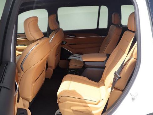 New 2026 Jeep Grand Cherokee L Summit AWD/4WD image 13