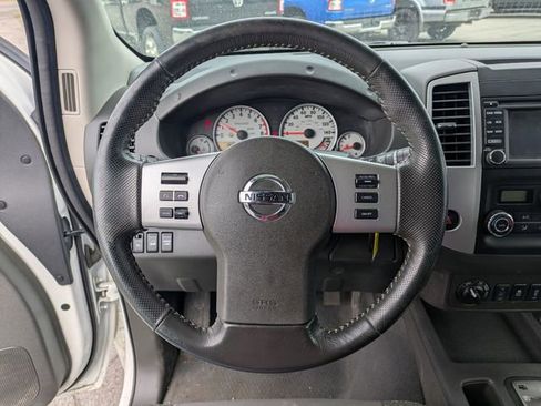Used 2019 Nissan Frontier PRO-4X AWD/4WD image 9