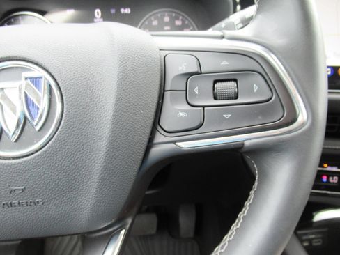 Used 2023 Buick Envision Avenir FWD image 26