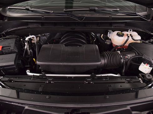 Used 2024 GMC Yukon XL Denali w/ Advanced Technology Package image 36