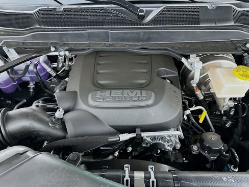 New 2026 RAM 2500 Big Horn AWD/4WD image 18