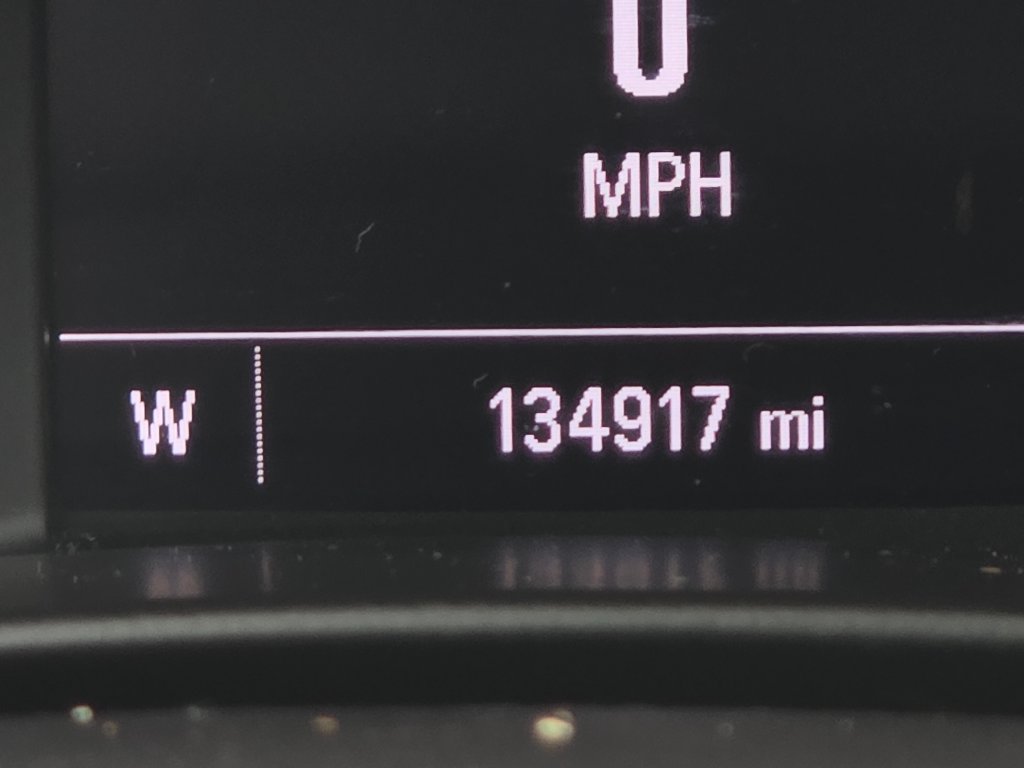 Used 2018 Chevrolet Equinox LT FWD image 31