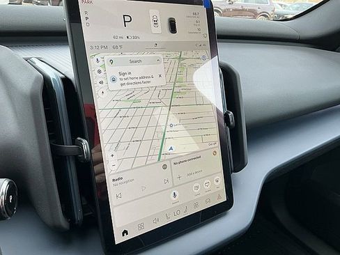 New 2026 Volvo EX30 Cross Country Ultra w/ Protection Package Premier image 18