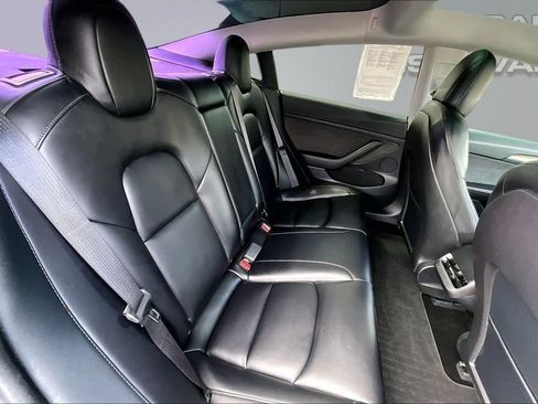 Used 2021 Tesla Model 3 Performance AWD/4WD image 26