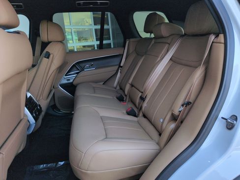 New 2026 Land Rover Range Rover SE image 20