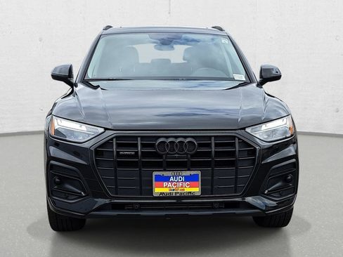 Used 2024 Audi Q5 Premium AWD/4WD image 2