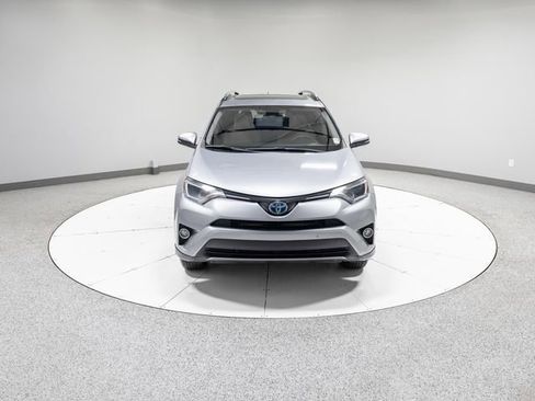 Used 2017 Toyota RAV4 XLE w/ Convenience Package image 28