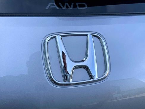 Used 2023 Honda HR-V LX image 31